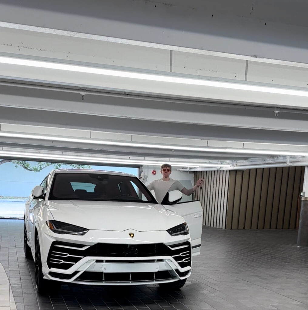 19 years old Finance his first $200k car Through us
